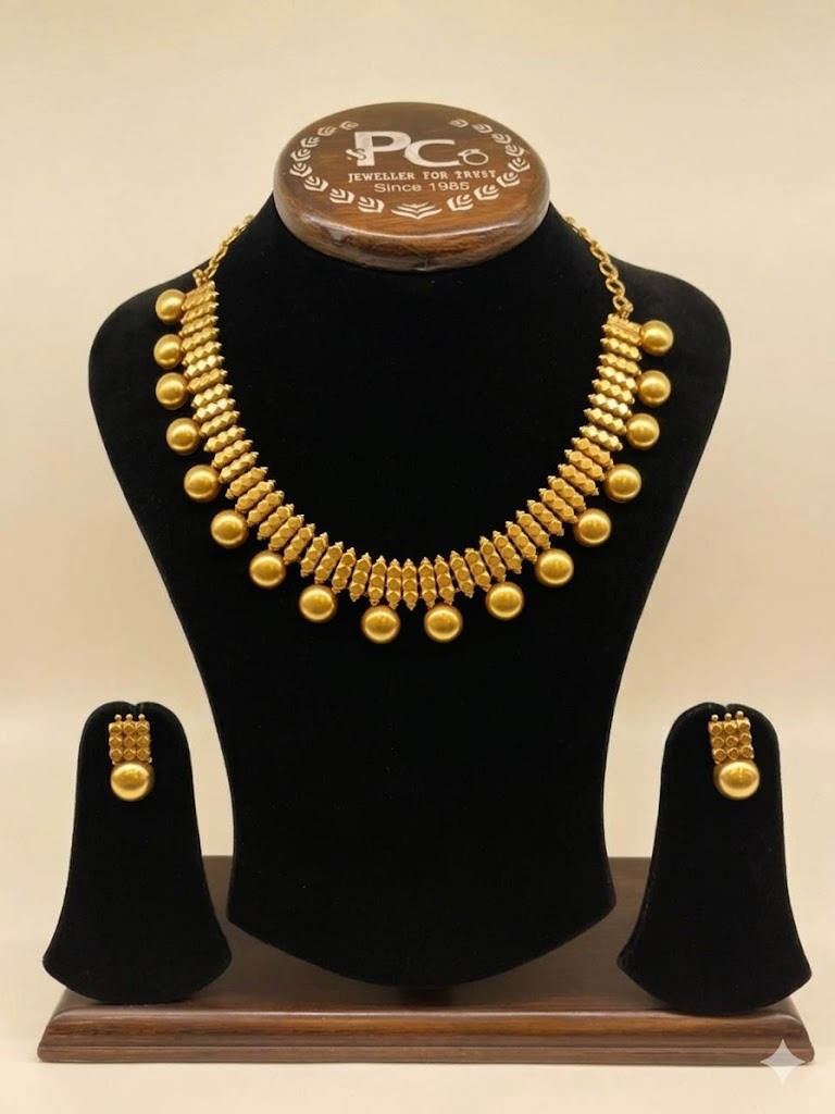 Necklace 12